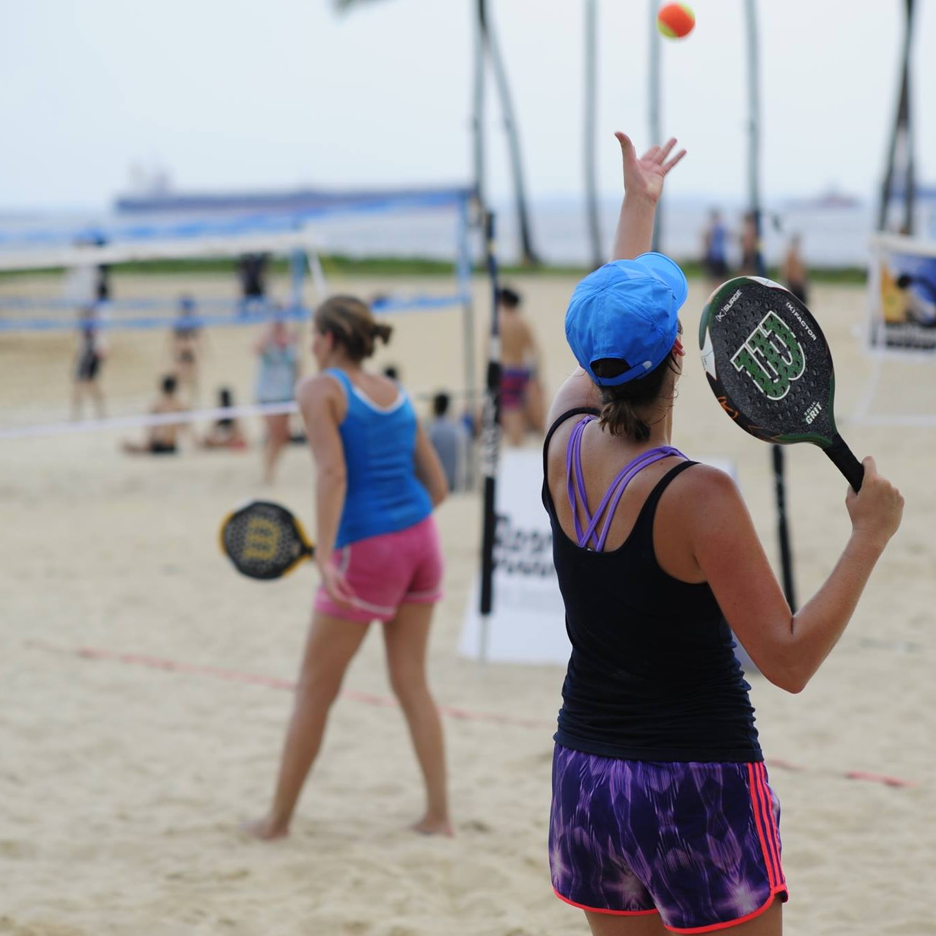 Beach tennis group class