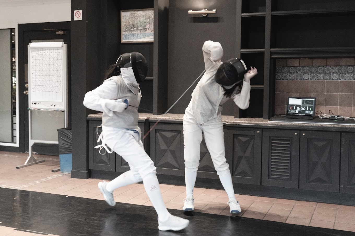 Private fencing class with instructor